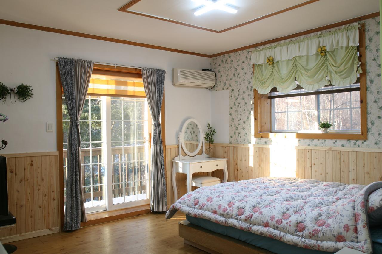 Secret Pension Pyeongchang Exterior photo